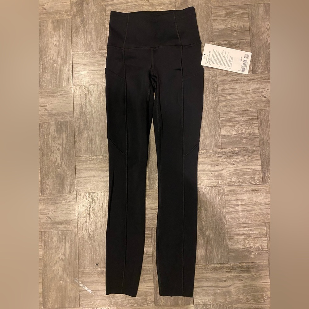 Lululemon black fast and free high rise leggings 25”